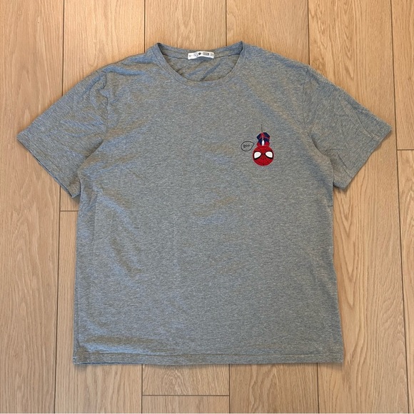 MARVEL Spider-Man Grey Tee Size Large - Picture 1 of 4